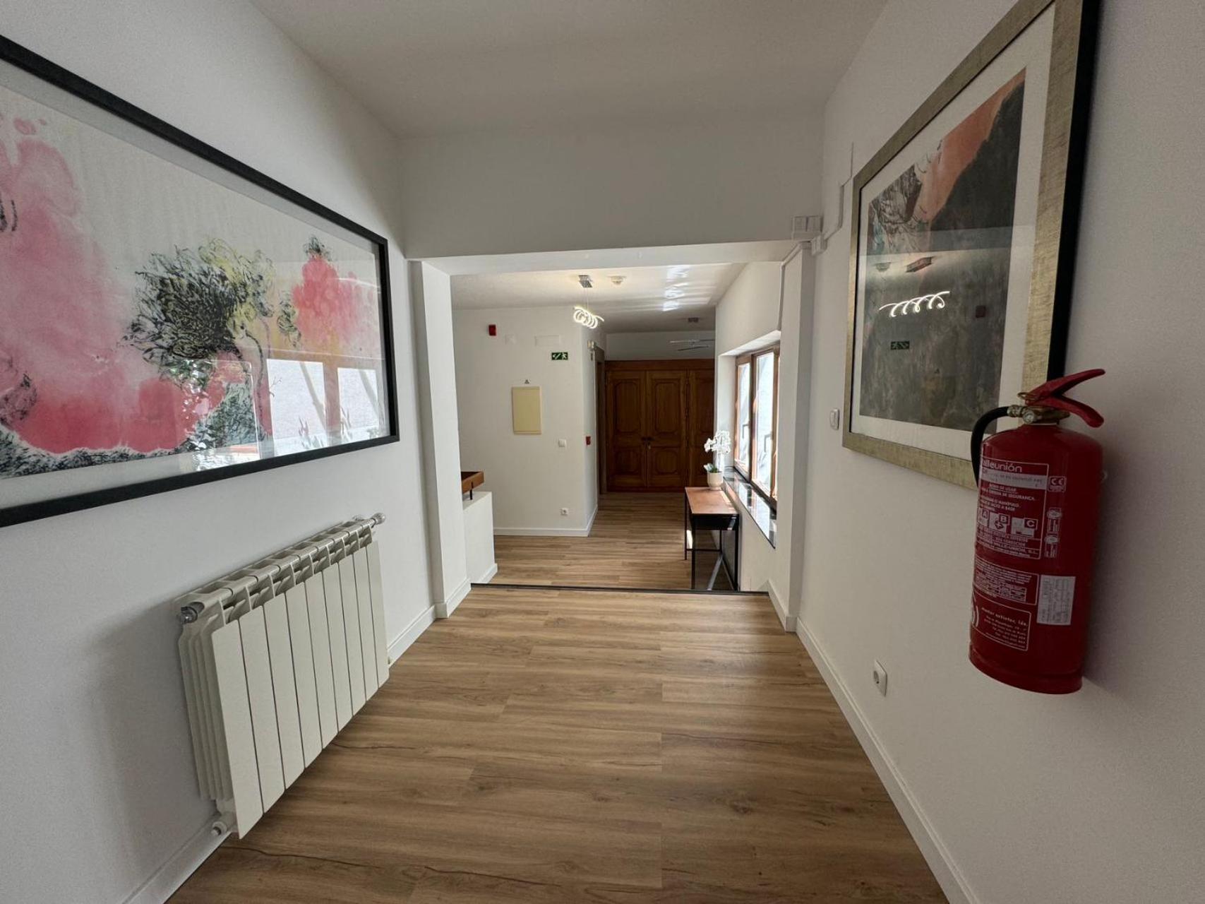 Aomo Art Space Hostel Оейраш Екстер'єр фото